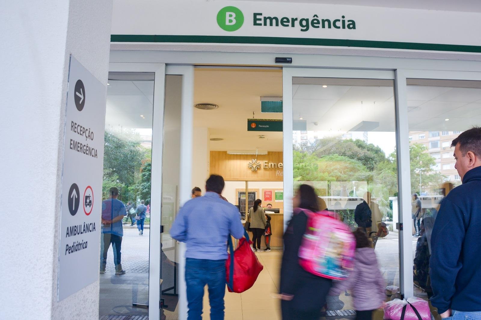 Nesta sexta-feira, 73% dos leitos estavam ocupados e tr&ecirc;s pacientes aguardavam atendimento