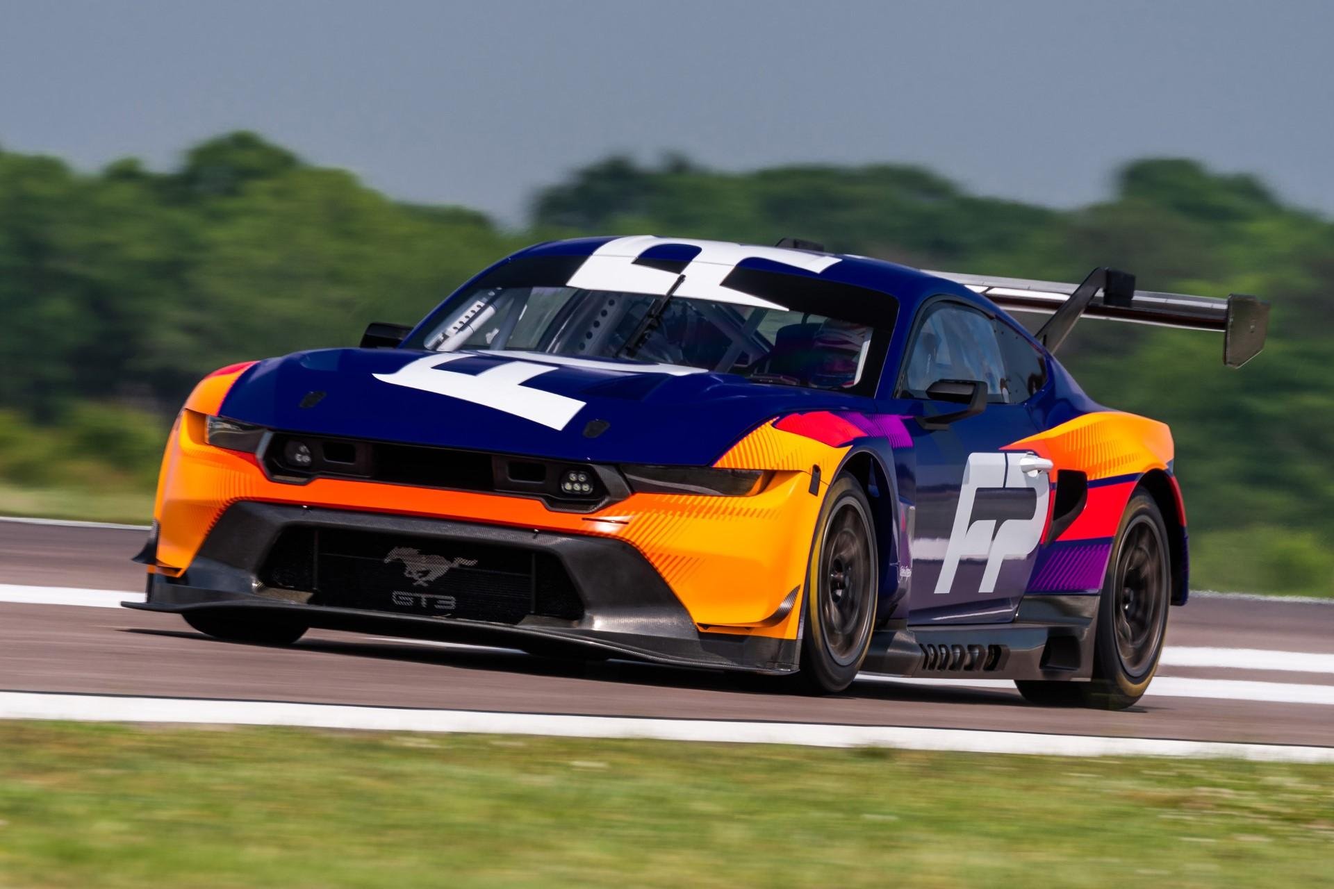 Modelo GT3 vai competir no pr&oacute;ximo ano