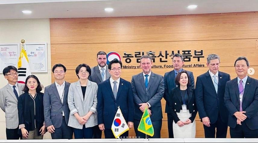 Agenda oficial come&ccedil;ou em Seul, na Coreia do Sul, em reuni&atilde;o com o ministro de Agricultura, Alimentos e Assuntos Rurais, Chung Hwang-keun
