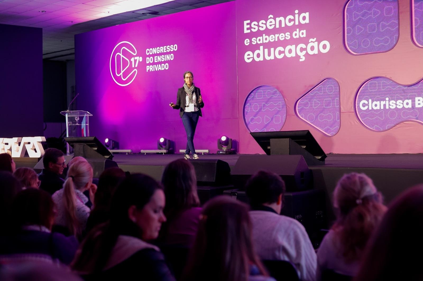 Evento reuniu mais 1,5 mil educadores em Porto Alegre