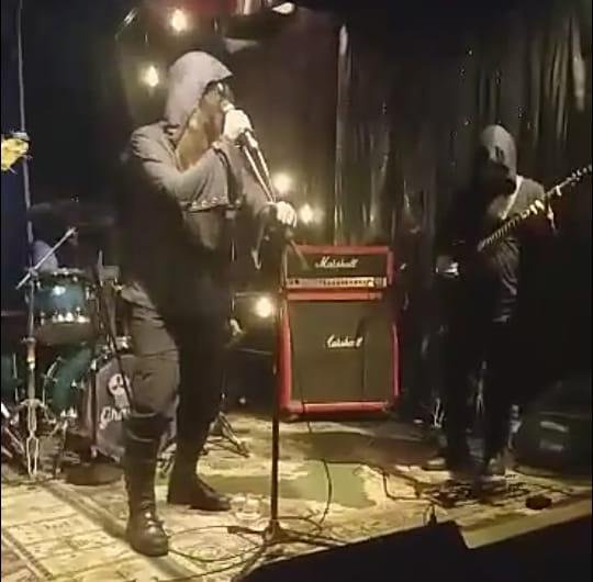 A proposta da banda &eacute; tocar Black Metal com uma atmosfera pesada e obscura, com influ&ecirc;ncias de Celtic Frost, Deinonychus, Bethlehem e Mayhem