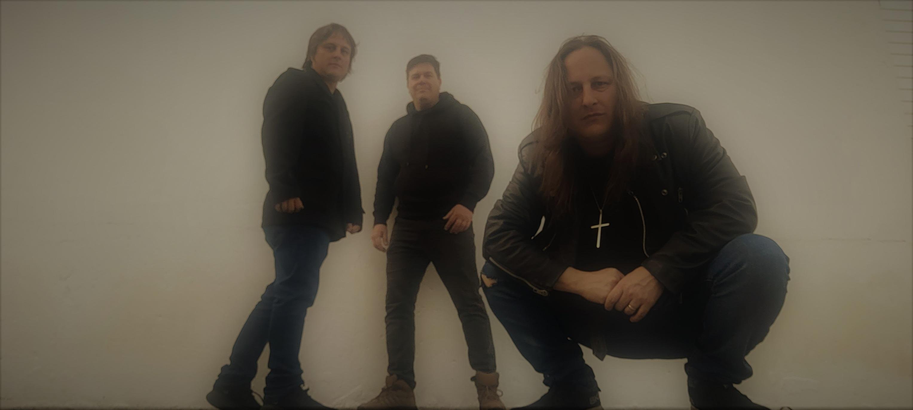 A Crazy Carpes tem influ&ecirc;ncias que v&atilde;o do Rock cl&aacute;ssico ao Thrash Metal