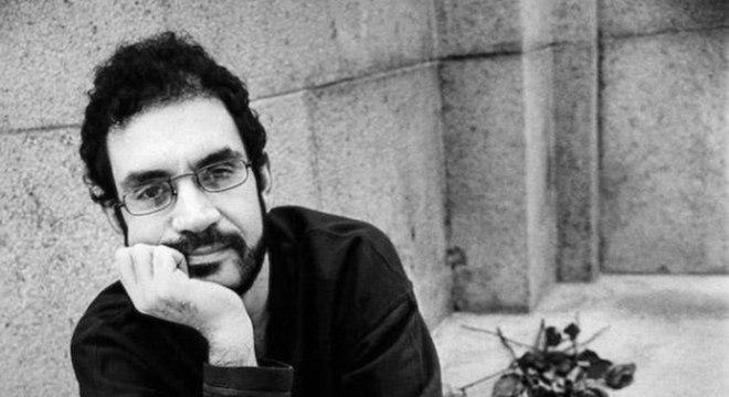 Renato Russo, cantor e compositor da banda Legi&atilde;o Urbana