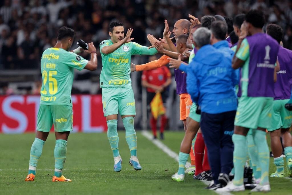 Raphael Veiga fez a diferen&ccedil;a no come&ccedil;o da partida