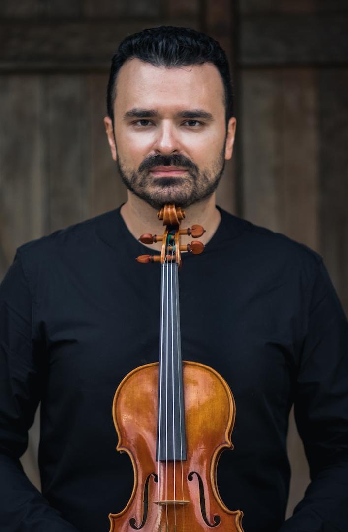 Violinista C&aacute;rmelo de los Santos participa de concerto da Orquestra de C&acirc;mara da Ulbra