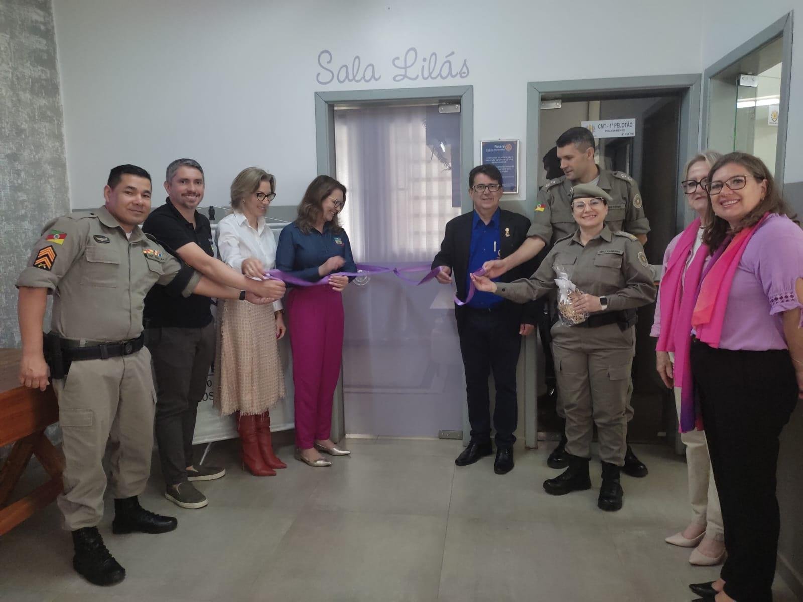 Autoridades realizam abertura oficial