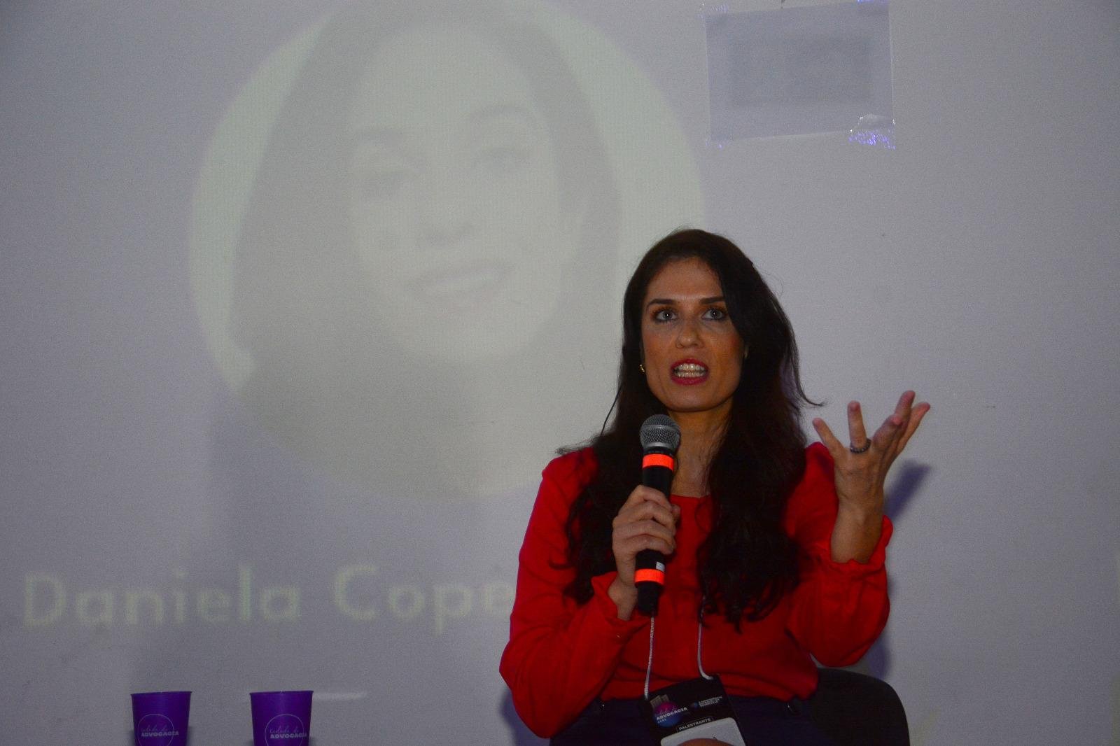 Daniela Cravo, procuradora da Prefeitura de Porto Alegre, foi uma das painelistas