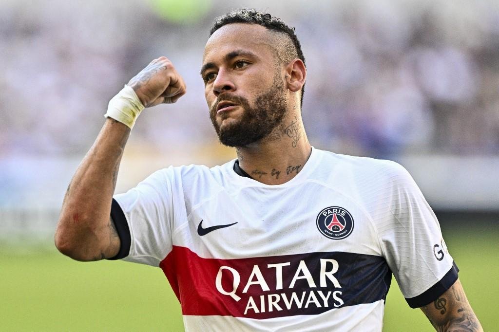 Paris Saint-Germain entende que liber&aacute;-lo para negociar com o Barcelona &eacute; a melhor op&ccedil;&atilde;o para o momento