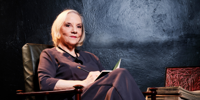 A atriz Denise Del Vecchio traz a escrita e a vida de Lya Luft para o teatro