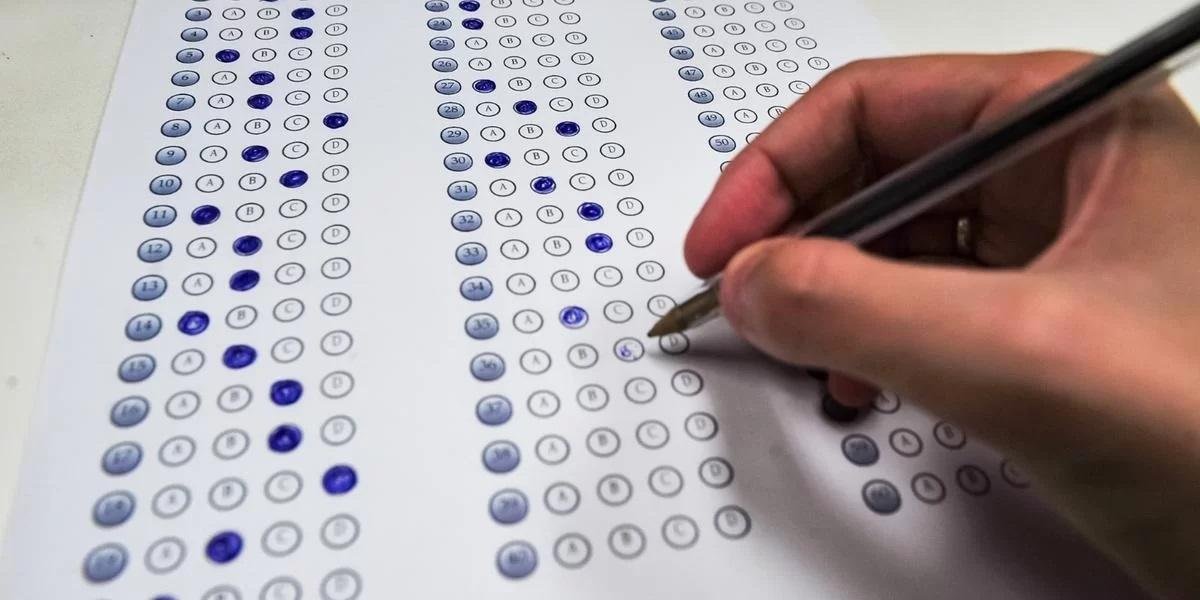 Vagas s&atilde;o para candidatos com diversos n&iacute;veis de escolaridade.