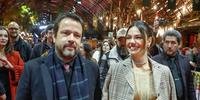 Diretor Hugo Prata e a atriz Isis Valverde apresentaram o filme 'Ângela'