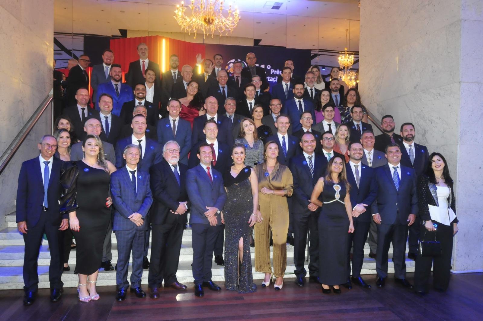 Foram concedidas as Distin&ccedil;&otilde;es Especiais de Exportador Diamante, para aquelas que venceram dez edi&ccedil;&otilde;es, e de Exportador Ouro, para as que venceram cinco vezes