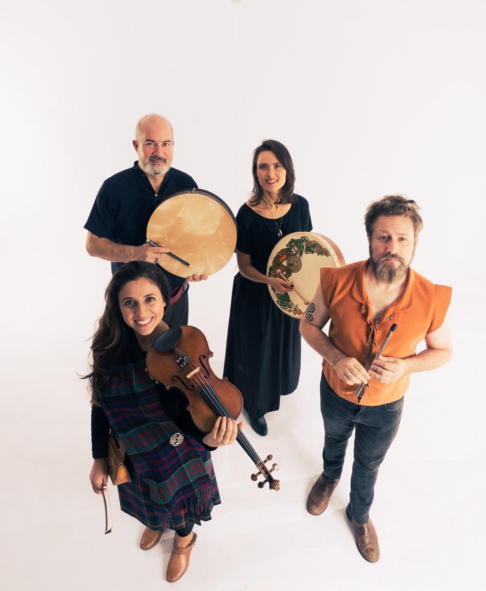 Grupo Avalon se apresenta &agrave;s 18h na Funda&ccedil;&atilde;o Ecarta