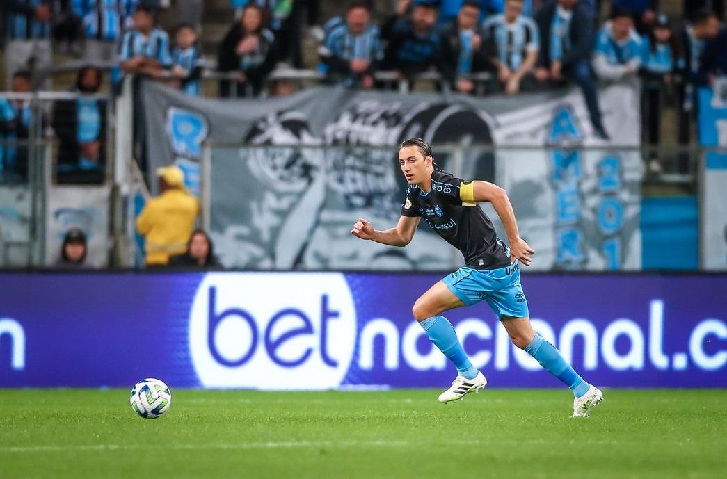 Defensor retornou de longo per&iacute;odo lesionado