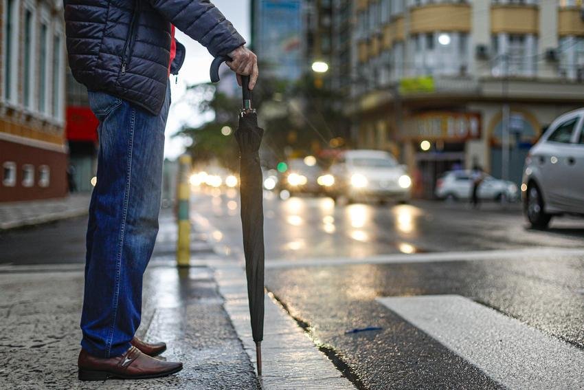 Guarda-chuva deve estar a postos na sexta-feira