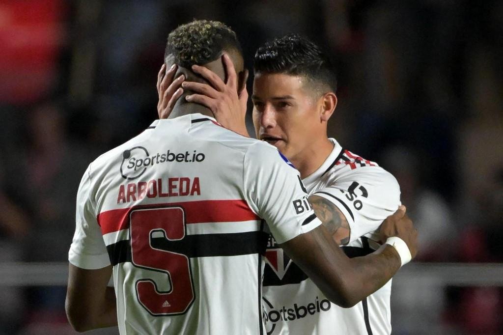 Colombiano foi &uacute;nico a errar cobran&ccedil;a
