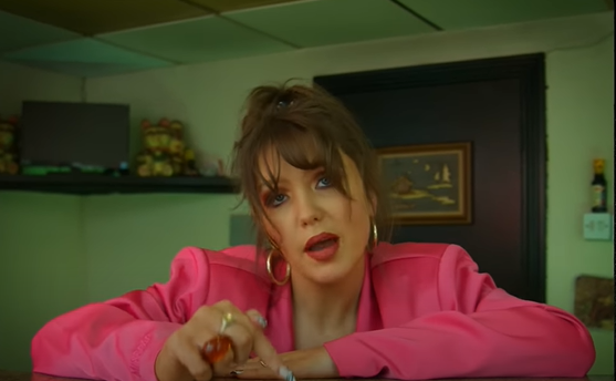 Cantora e compositora brit&acirc;nica Faye Fantarrow faleceu em sua casa no &uacute;ltimo s&aacute;bado, 26