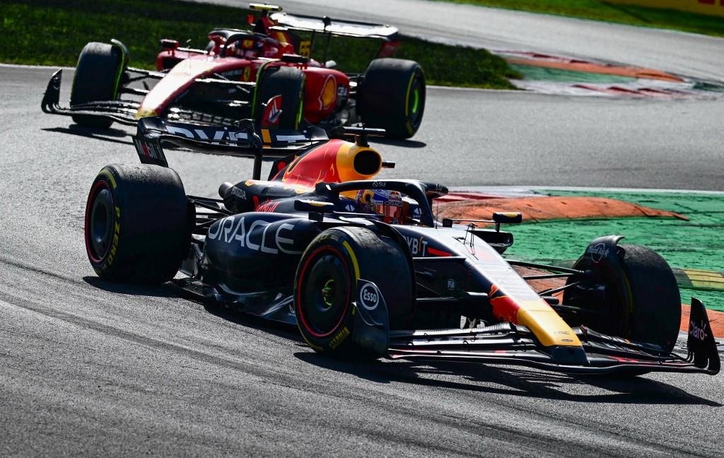 Holand&ecirc;s superou Sainz e foi embora