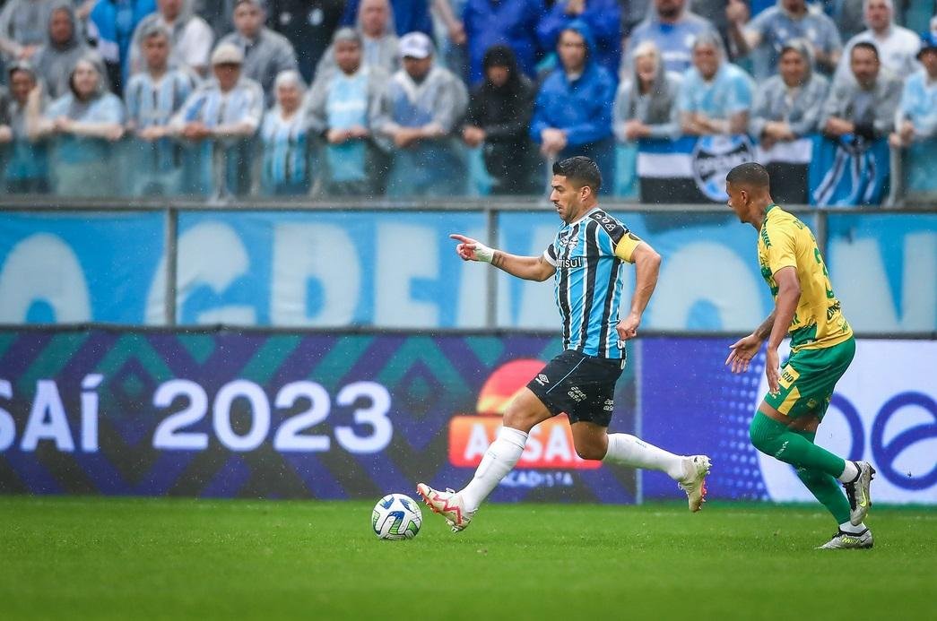 Artilheiro uruguaio est&aacute; em grande fase no Gr&ecirc;mio