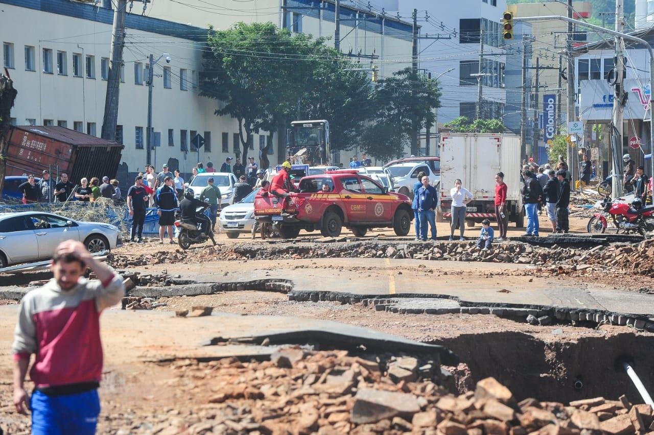 &Eacute; necess&aacute;rio que o munic&iacute;pio em estado de calamidade p&uacute;blica ou situa&ccedil;&atilde;o de emerg&ecirc;ncia apresente &agrave; institui&ccedil;&atilde;o financeira a declara&ccedil;&atilde;o das &aacute;reas que foram afetadas pelo desastre