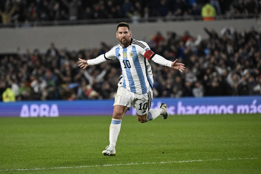 Craque deixou sua marca em gol de falta