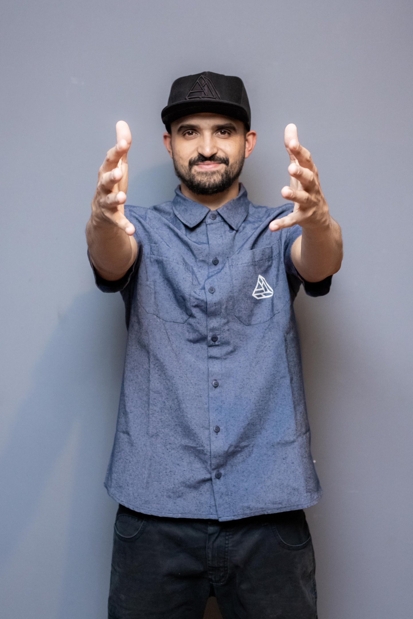 Thiago Ventura apresenta seu sexto show solo neste s&aacute;bado, 9, no Ara&uacute;jo Vianna