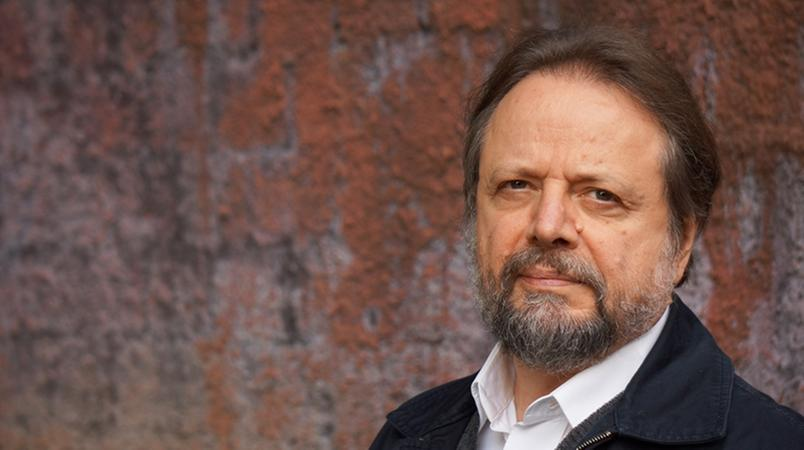 Entre os escritores brasileiros est&aacute; Cristov&atilde;o Tezza, conhecido por seu livro 'O filho eterno', que concorre com 'Beatriz e o poeta'