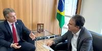 Em Brasília, deputado Zanchin (E) convidou o ministro Camilo para atividade no RS