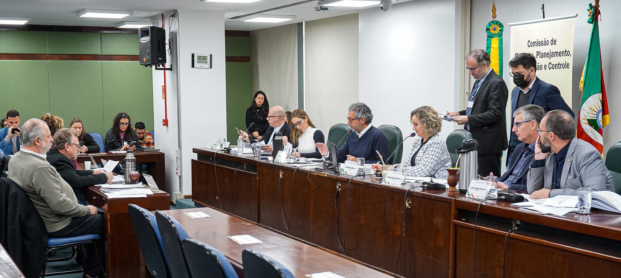 Comiss&atilde;o de Finan&ccedil;as apreciou relat&oacute;rio do PPP nesta quinta-feira