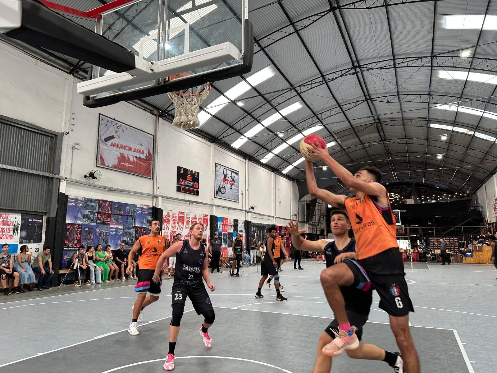 Time de Porto Alegre foi o campe&atilde;o adulto