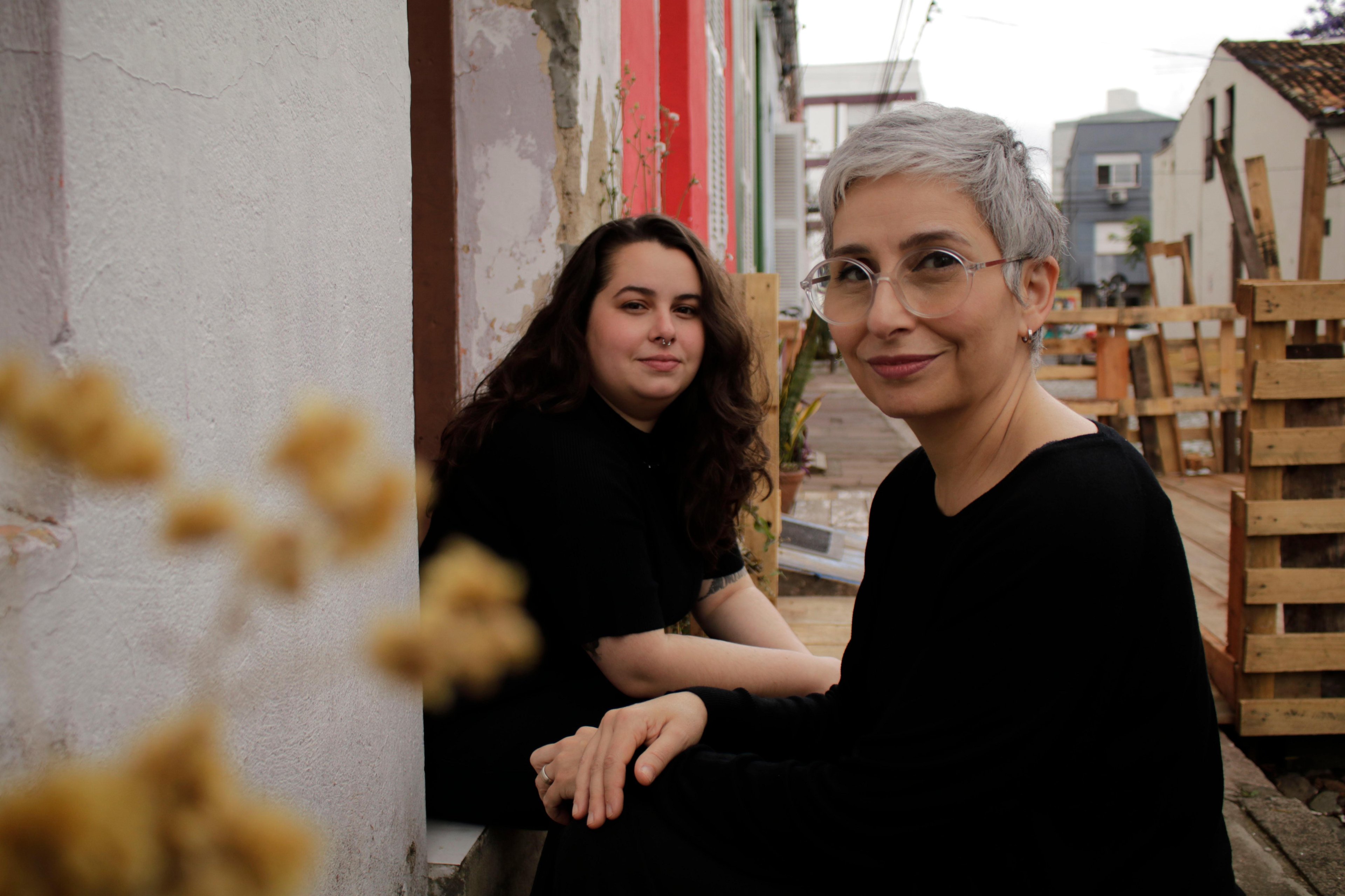 "CASA" traz m&uacute;sica popular brasileira misturada com textos de Machado de Assis