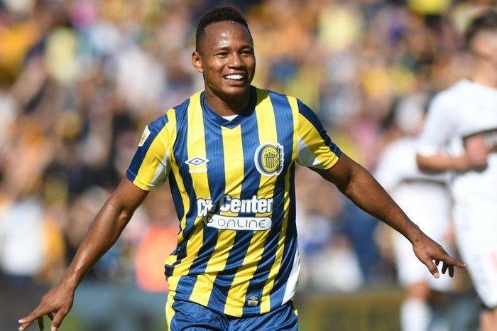 Campaz tem brilhado com a camisa do Rosario Central