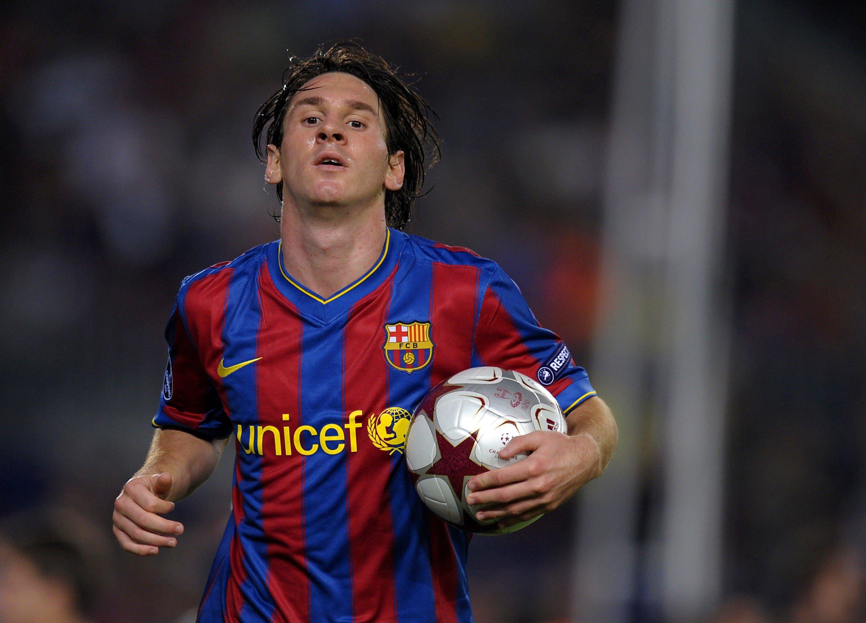 Messi deixou o seu na vit&oacute;ria do Barcelona por 2 a 0 sobre o D&iacute;namo de Kiev