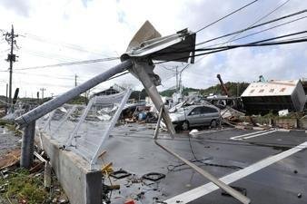 Tuf&atilde;o Melor causa estragos e deixa 2 mortos no Jap&atilde;o 
