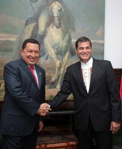 Venezuela doa ca&ccedil;as ao Equador