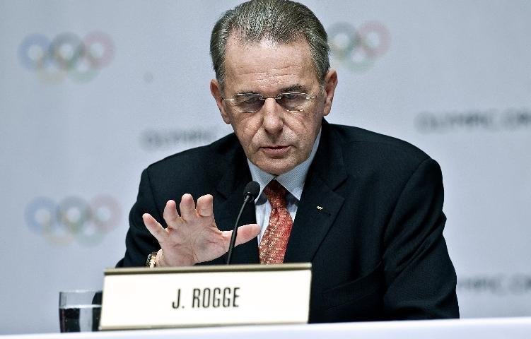 Jacques Rogge, presidente do COI, &eacute; reeleito por quatro anos