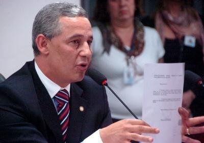 Coffy Rodrigues reconhece que m&oacute;veis comprados eram para os netos de Yeda