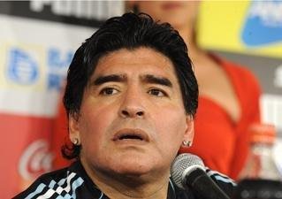Maradona: "N&atilde;o tenho que me desculpar"