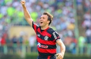 Flamengo bate o Palmeiras dentro do Palestra It&aacute;lia