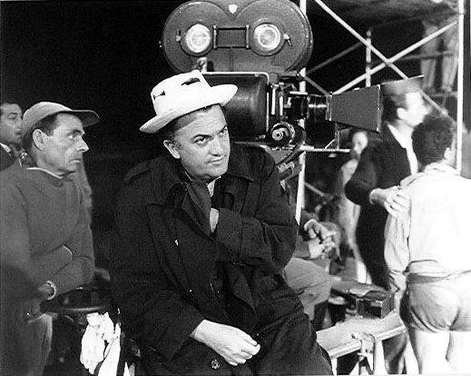 Paris celebra Fellini e seu universo on&iacute;rico