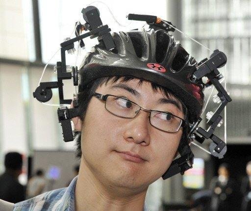 Mau h&aacute;lito vira arma para destruir monstros em videogame