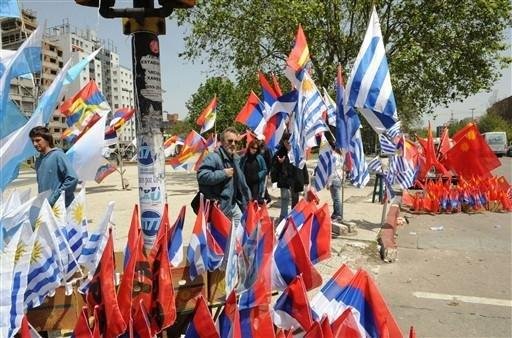 Uruguai vai &agrave;s urnas escolher seu presidente 
