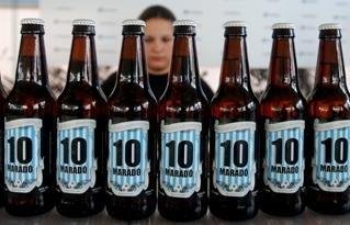 Diego Maradona vira marca de cerveja no M&eacute;xico