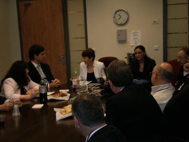 Miss&atilde;o empresarial e governamental ga&uacute;cha visita Israel