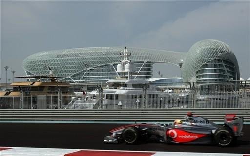 Hamilton lidera primeiro treino da F-1 em Abu Dabi