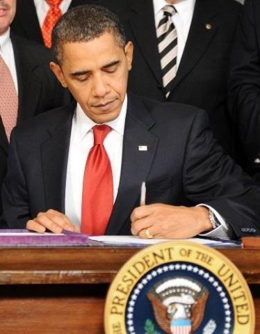 Obama vai p&ocirc;r fim a proibi&ccedil;&atilde;o de entrada nos EUA de portadores do v&iacute;rus HIV