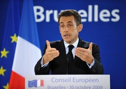 UE examina possibilidade de v&ocirc;os para expulsar imigrantes