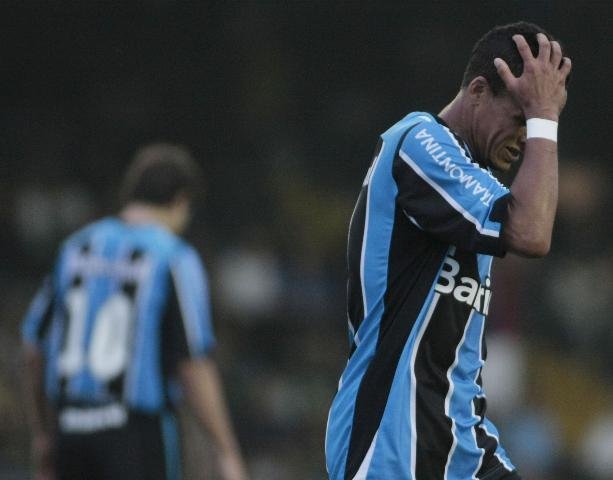 Gr&ecirc;mio sofreu um &ldquo;apag&atilde;o&rdquo; no jogo, diz Souza