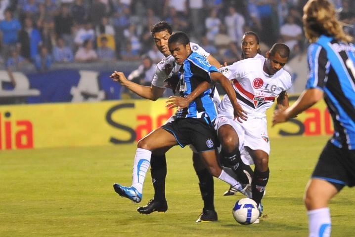Autuori elogia determina&ccedil;&atilde;o do Gr&ecirc;mio