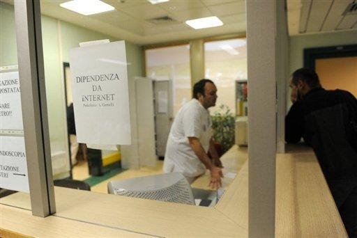 Hospital italiano abre divis&atilde;o para tratar viciados em internet